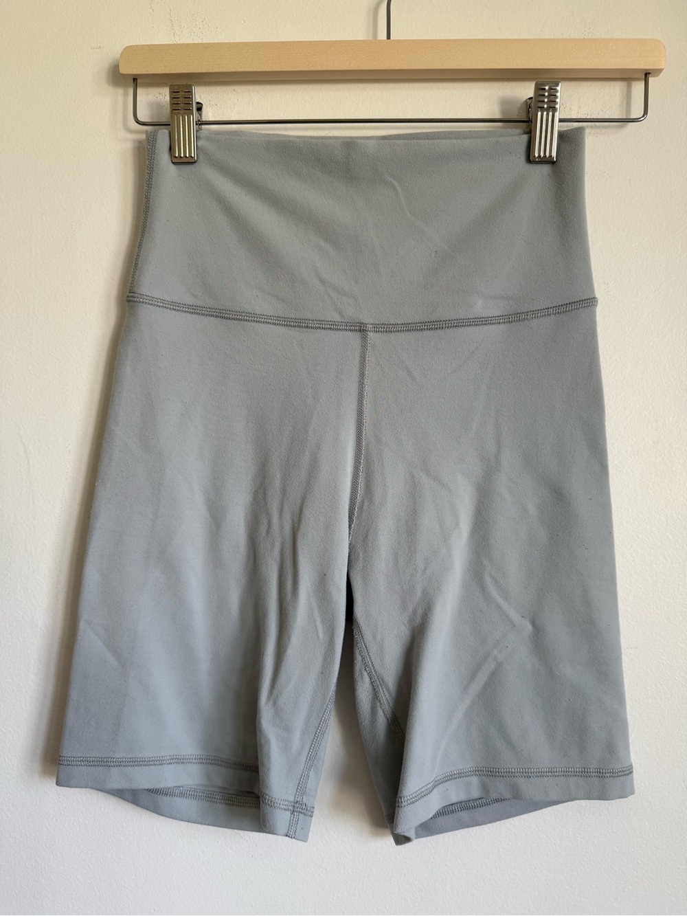 Aritzia TNA Biker Short Shorts Light Dusty Blue Small